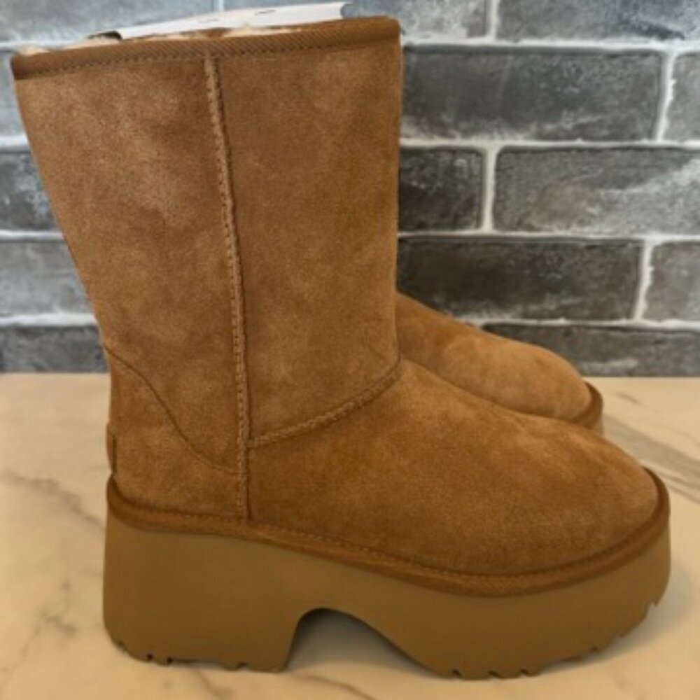UGG Classic Short New Heights Platform Boots (Brand New)